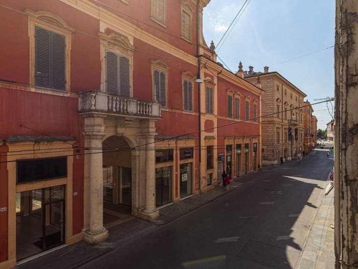 Appartamento con 5 locali in vendita in Via Ganaceto, Centro Storico, Modena