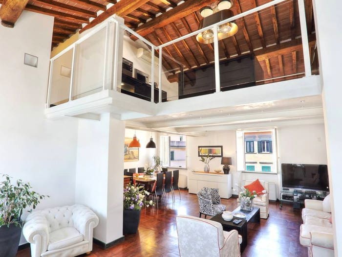 Casa trilocale in vendita in Piazza Camillo Benso di Cavour, Centro, Portoferraio