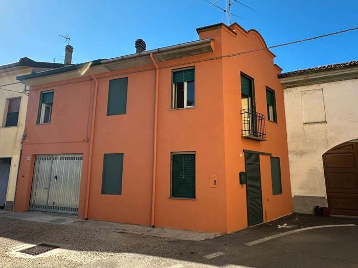 Casa trilocale in vendita in Via Mentana, Centro, Mede