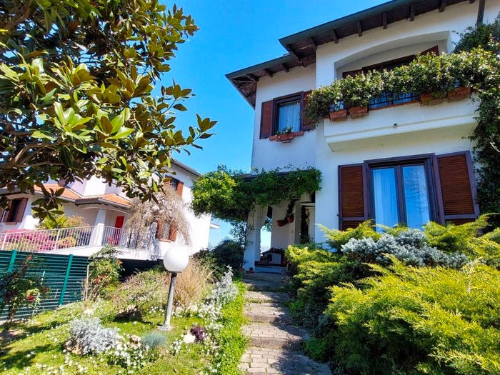 Casa quadrilocale in vendita in Via Donizetti, Gudo Visconti