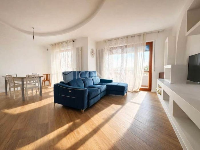 Appartamento trilocale in vendita in Via Ottorino Respighi, Centro, Matera