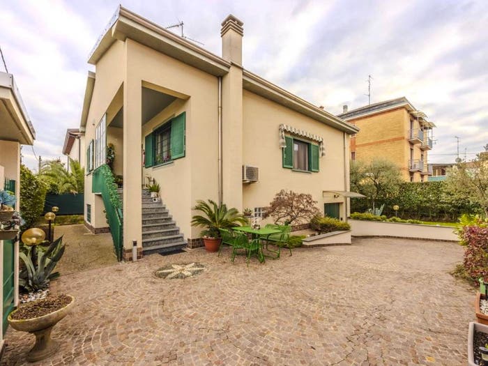 Casa quadrilocale in vendita in Via Antonio Meucci, Cascina del Sole Cassina Nuova, Bollate