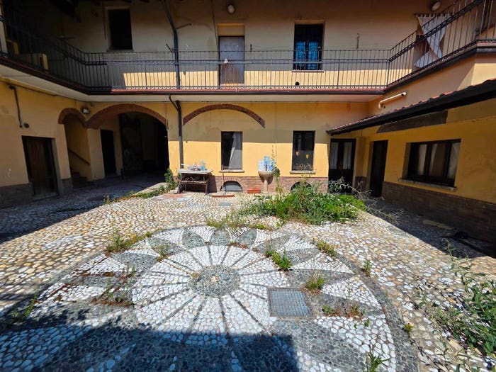 Appartamento trilocale in vendita in Via Gabrio Piola, Castellanza