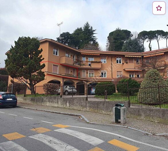Appartamento bilocale in vendita in Via Brianza, Centro, Imbersago