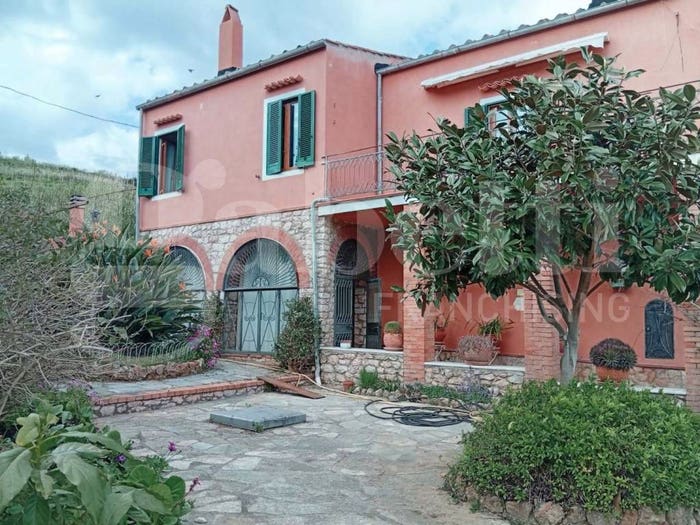 Casa in vendita in Porto Azzurro