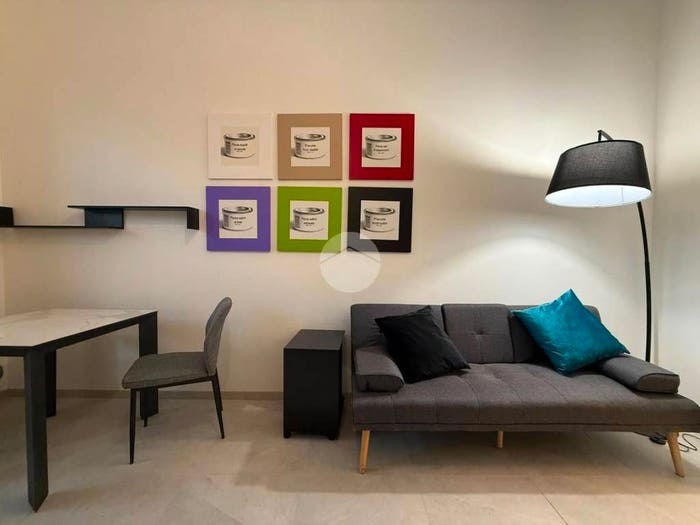 Appartamento trilocale in vendita in via Angelo Inganni, Inganni, Milano