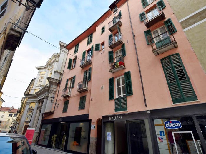 Appartamento quadrilocale in vendita in Via Sant'Agostino, Breo, Mondovì