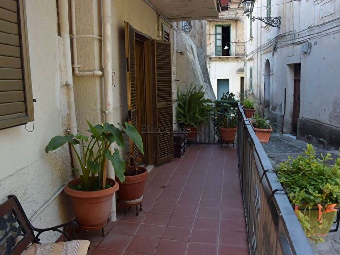 Casa quadrilocale in vendita in Vico Rizzuti, Rossano, CoriglianoRossano