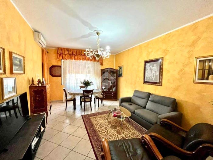 Appartamento trilocale in vendita in Via Stefano Melchioni, San Martino, Novara