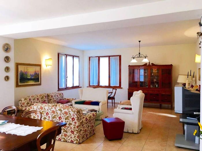 Casa con 6 locali in vendita in Via Della Ginestra, Quartesana, Ferrara