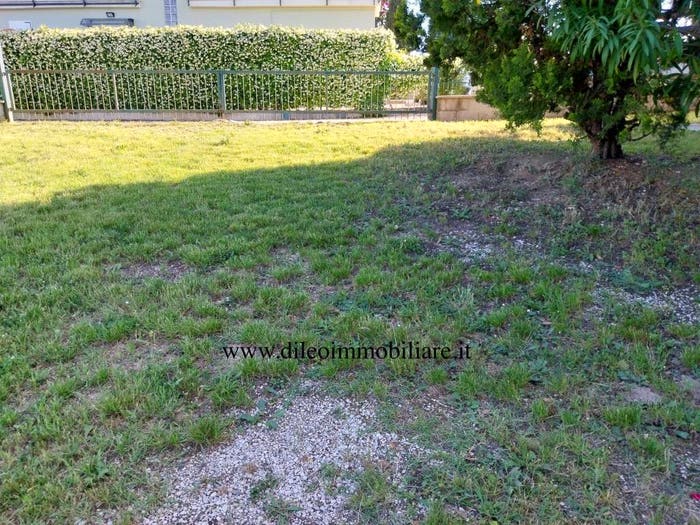 Casa con 6 locali in vendita in Castorano