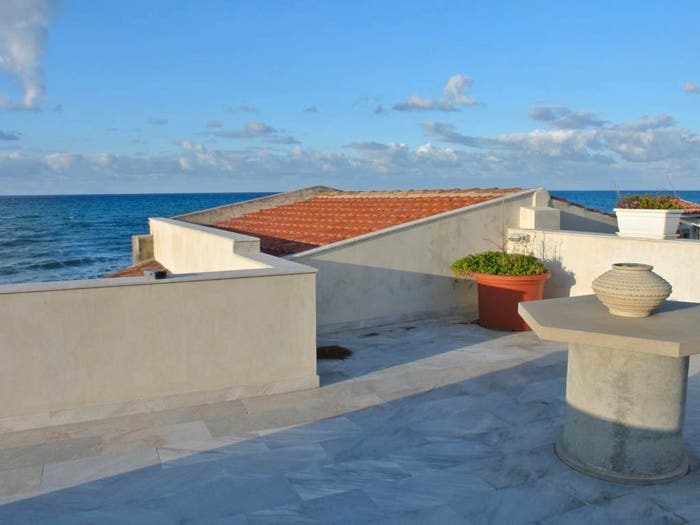 Casa trilocale in vendita in Via Aprile, Rometta Marea, Rometta