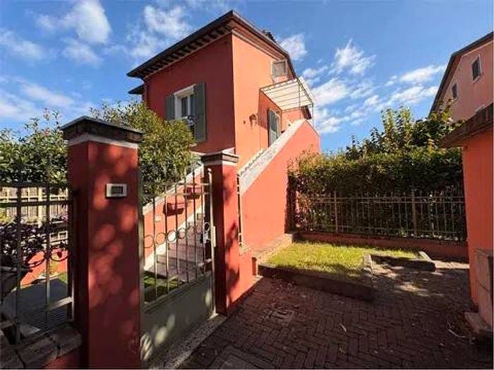 Appartamento trilocale in vendita in Via Fontananera, Sarzanello San Lazzaro, Sarzana