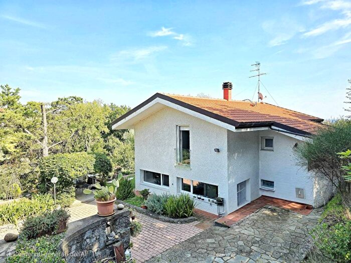 Casa bilocale in vendita in Via Fornaci, Centro, Boissano