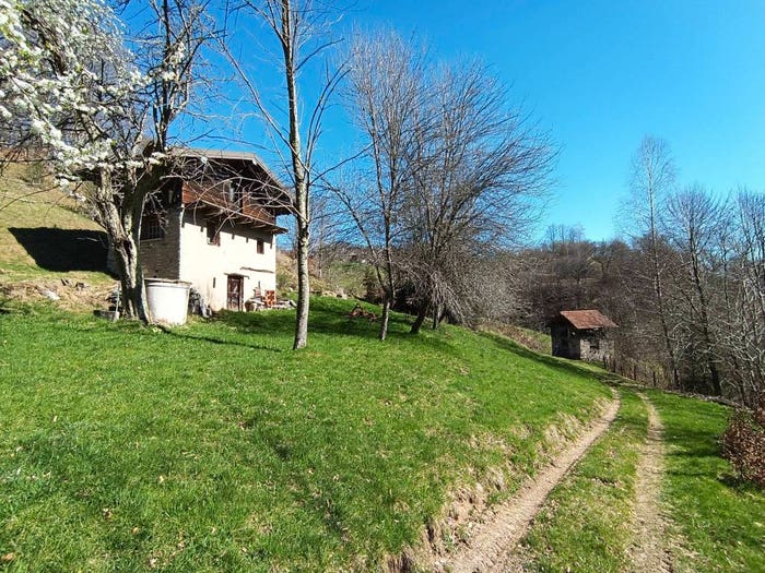 Casa bilocale in vendita in Strada Provinciale della Colma, Arola