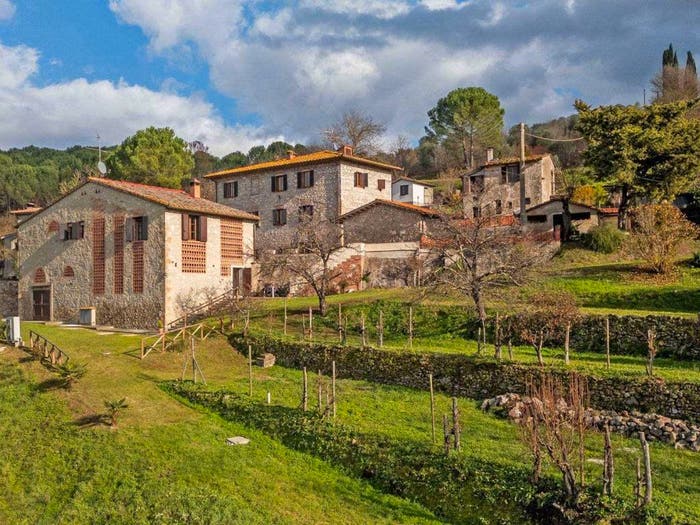 Casa con 6 locali in vendita in Colle Bassa Via Gramsci, Colle di Val d'Elsa