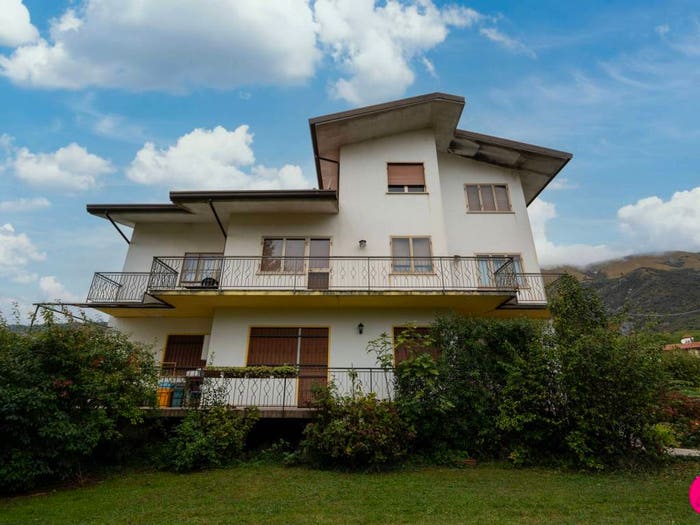 Casa con 6 locali in vendita in Via Pasquale Besenghi, Cortina Glera Selva, Aviano
