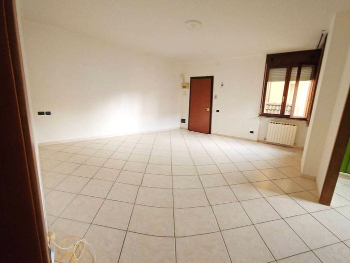 Appartamento trilocale in vendita in Via Giuseppe Di Vittorio, Cavatigozzi, Cremona