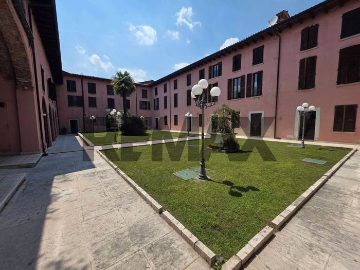 Appartamento trilocale in vendita in Centro, Padenghe sul Garda