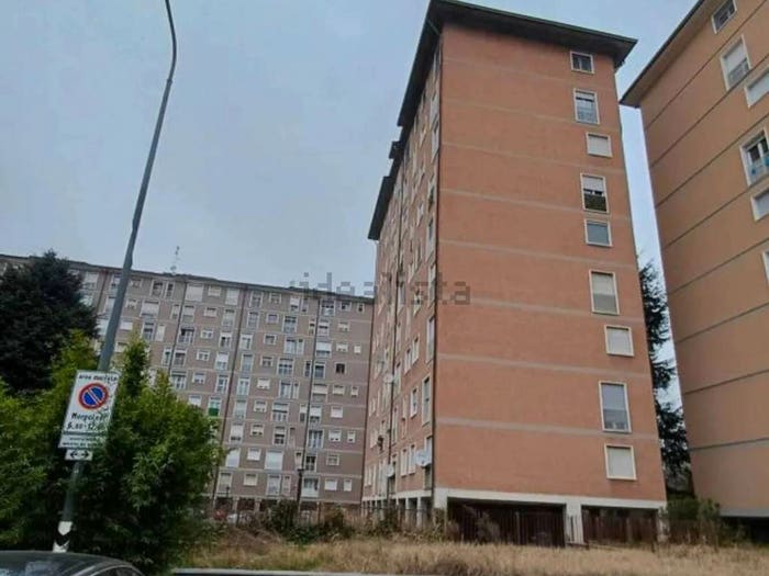Appartamento con 5 locali in vendita in Via Camillo Giussani, Tre Castelli Faenza, Milano