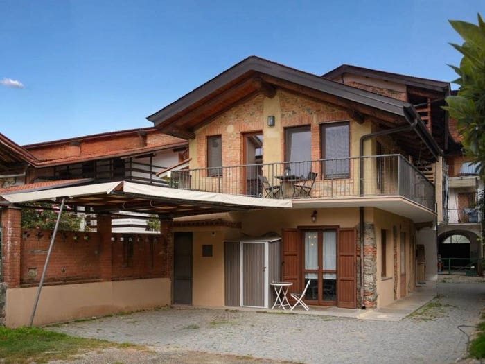 Casa con 6 locali in vendita in Via Trieste, Centro, Pavone Canavese