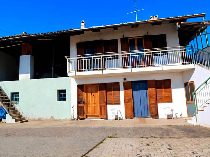 Casa quadrilocale in vendita in Via Rivarossa, Rivarolo Canavese