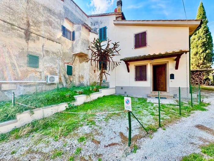 Casa bilocale in vendita in Hecce Homo, Montaione