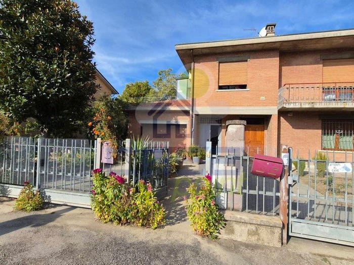 Casa con 6 locali in vendita in pedrazzi, Centro, Guastalla