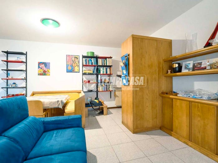 Appartamento trilocale in vendita in Via Alfredo Galletti, Cristo Re, Cremona