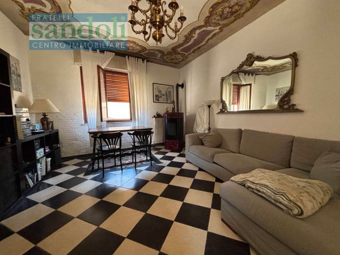 Casa quadrilocale in vendita in Via Rattazzi, Rive