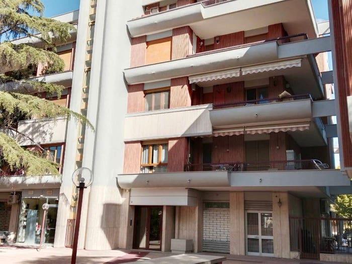 Appartamento quadrilocale in vendita in Via Giambattista Fraticelli, Vigili del Fuoco, Foggia