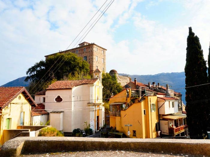 Case in Vendita e in Affitto - 2