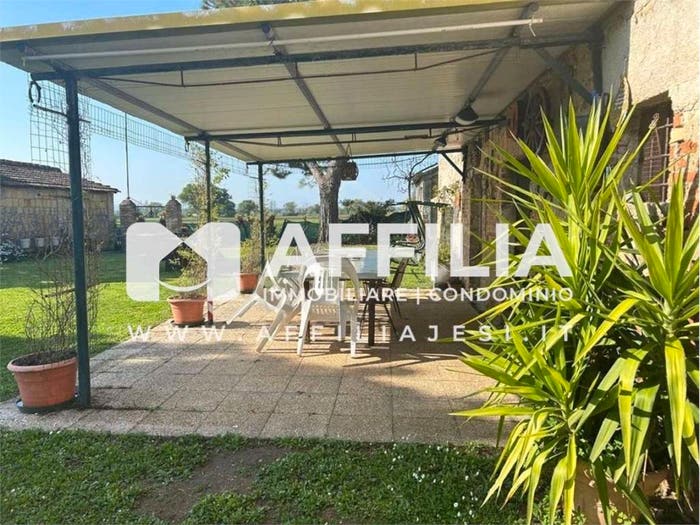 Casa con 5 locali in vendita in Via Buzzetto, Cassiano Grugnaleto, Montemarciano