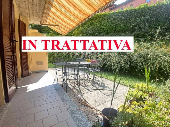 Appartamento trilocale in vendita in Via Sandro Pertini, Centro, Barzago