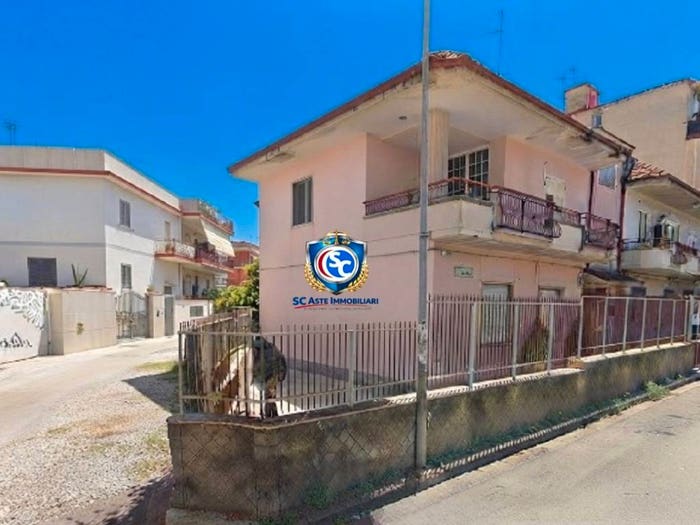 Appartamento quadrilocale in vendita in Via dei Fiori, Centro, Mugnano di Napoli