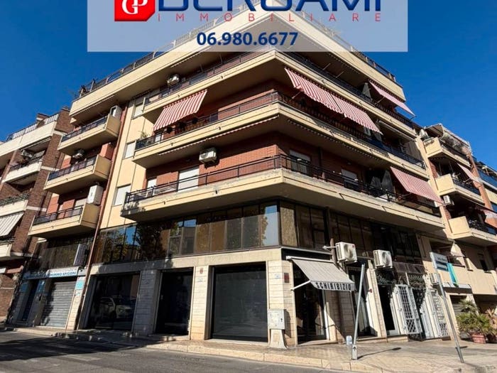 Appartamento bilocale in vendita in Via della Libertà, Centro, Nettuno