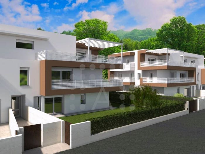 Appartamento quadrilocale in vendita in Centro, Montegrotto Terme
