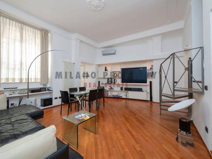 Appartamento trilocale in vendita in Via Rovello, Duomo, Milano