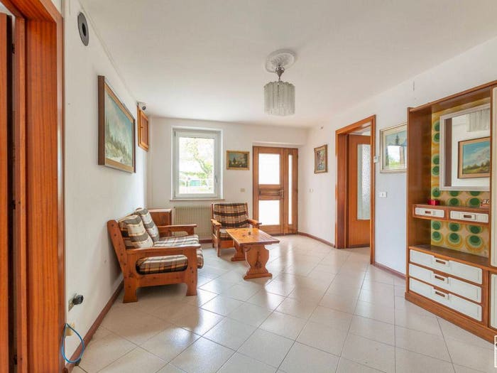 Casa con 6 locali in vendita in Via Caduti del lavoro, Centro, San Gregorio nelle Alpi