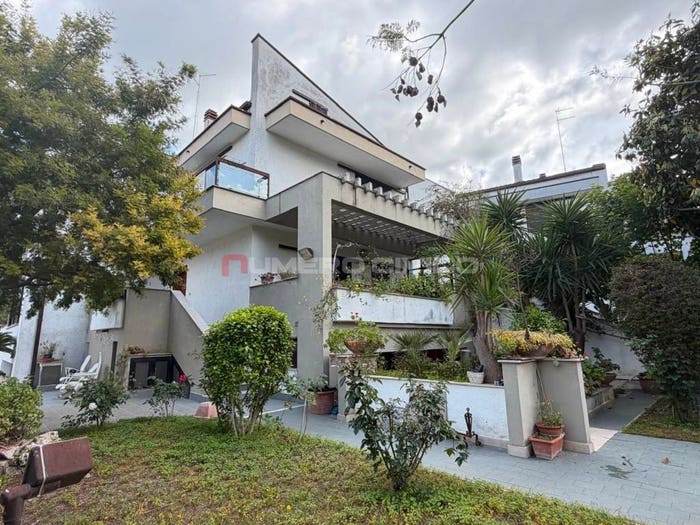 Casa con 6 locali in vendita in Via Antonio Gramsci, Vigili del Fuoco, Foggia