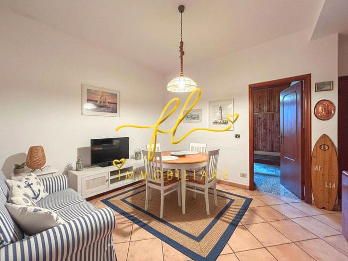 Appartamento con 5 locali in vendita in Via delle Noci, Centro, Marciana