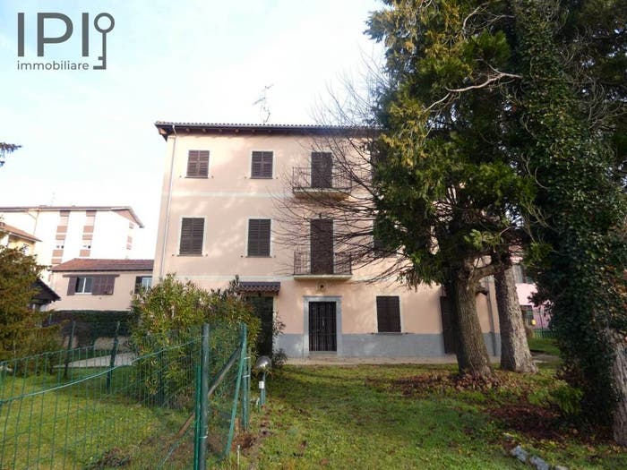 Appartamento quadrilocale in vendita in via MAdonna del Bosco, Centro, Cairo Montenotte