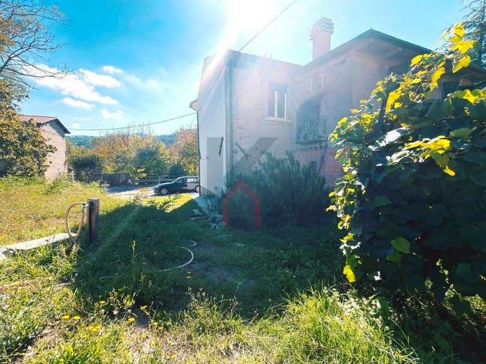 Casa con 5 locali in vendita in Rocca San Casciano