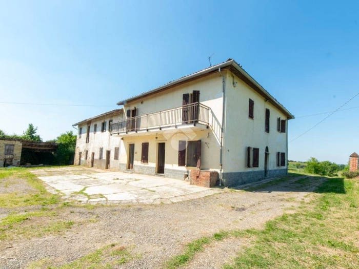 Casa con 6 locali in vendita in Str Ronchi, Terruggia