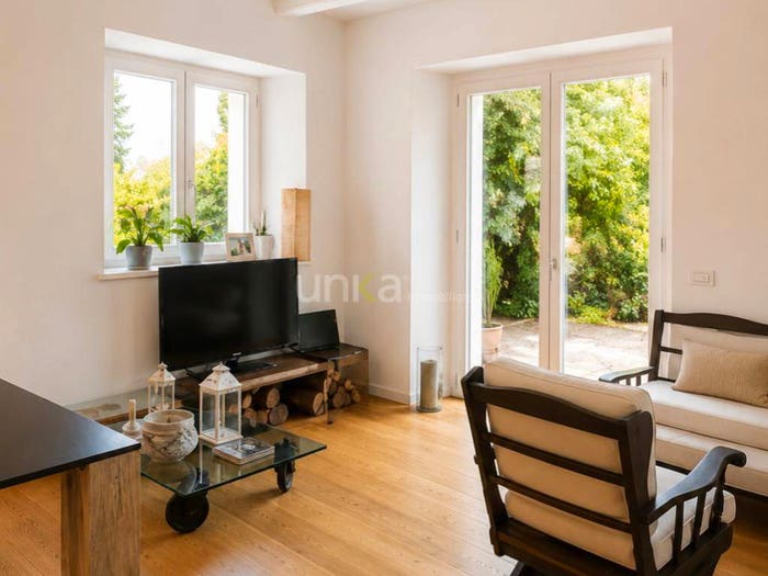 Casa con 6 locali in vendita in Via Santa Lucia, Santa Lucia, Jesi