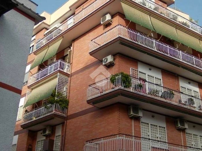 Appartamento trilocale in vendita in Via Rapolano, Fidene, Roma