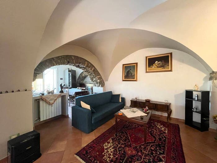 Appartamento trilocale in vendita in Via Mare, Tovo Faraldi, Villa Faraldi