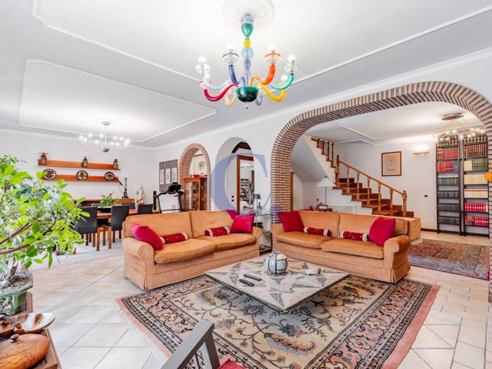 Casa con 6 locali in vendita in Via di Colle Cocchino, Cocchino, Anzio