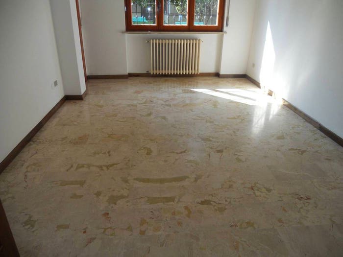 Appartamento trilocale in vendita in Via Viviani, Semicentro, Crema