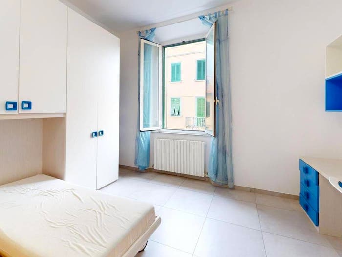 Appartamento trilocale in vendita in Via Solferino, Pontino Bastia, Livorno